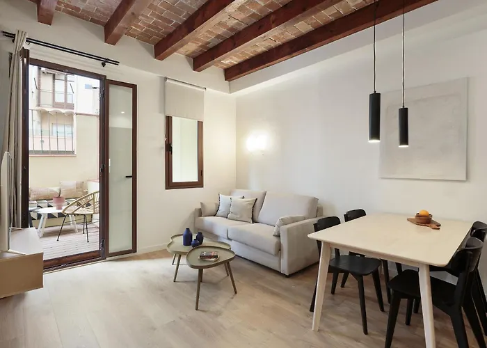 Diagonal Apartments By Olala Homes